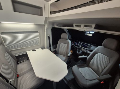 Volkswagen GRAND CALIFORNIA 680 4x4 ONLY 31,353 KM AUTOMATIC 177 HP BEARLOCK ACC SINGLE BEDS ROOF AIRCO SOLAR TOW BAR STEERING WHEEL SEAT HEATING SWIVEL SEATS photo: 15