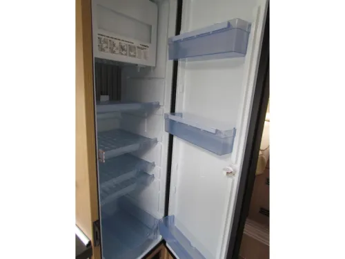 Malibu I 441 LE L/H-Bett, Automatik Foto: 5