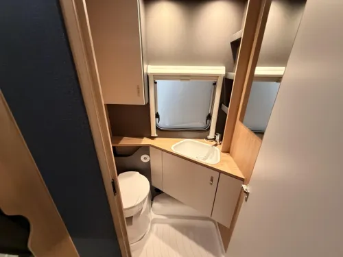 Knaus Sport 500 QDK 1800KG + Bunk bed photo: 8