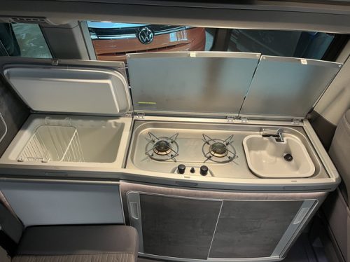 Volkswagen California Ocean T6.1 150HP TDI DSG photo: 6