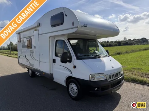 Autocaravana Hymer Classic con literas