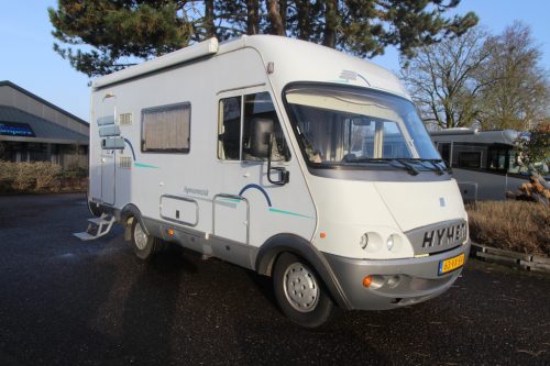 Hymer B.584 *Bar seating*
