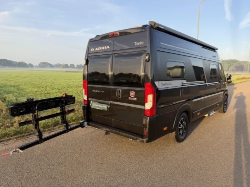 Adria Twin Supreme 640 SGX Lithium, inversor, Solar foto: 27
