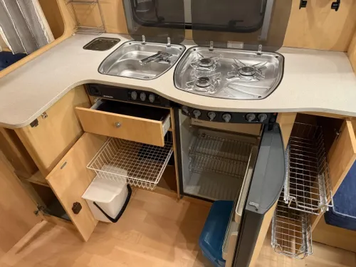 Dethleffs Camper 510 DB Franz&ouml;sisches Bett Rundsitz Markise Foto: 10