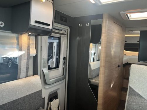 Knaus L!ve I 700 MEG photo: 13