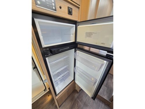 Carado T 449 9G Automaat 2x Airco 4per  foto: 16