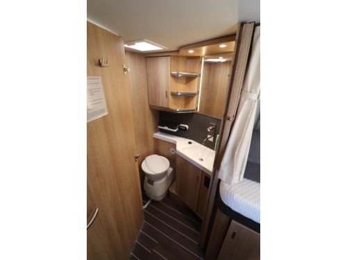 Knaus Sky TI 700 MEG Automatic / Single beds photo: 19