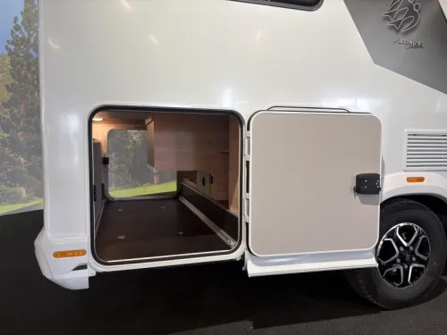 Knaus L!ve Ti 650 MEG Platinum / low beds photo: 16