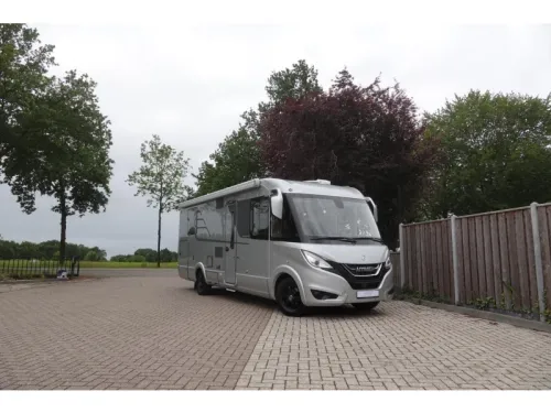 Hymer B ML I 790 Einzigartige Raumaufteilung Foto: 23
