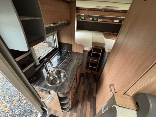 Knaus R16 Knaus Sky TI Silver Selection 700 MEG Airco AUT 31dkm photo: 13
