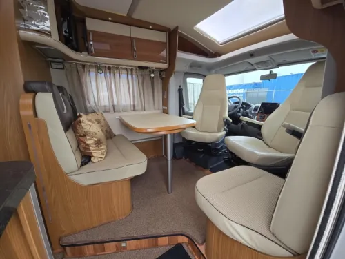 Hymer T 674 SL Star Edition 2010 photo: 9