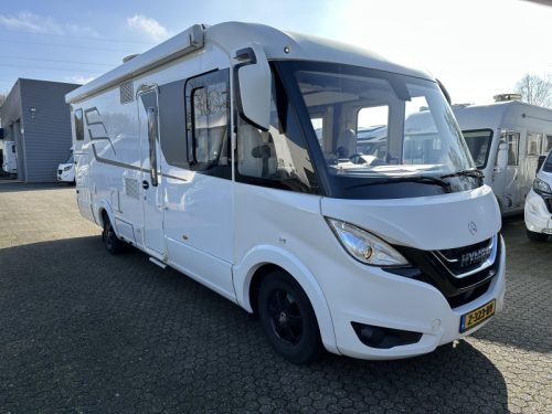 Hymer BML-I 780 OVERHEAD CUPBOARDS INSTEAD OF DROP-DOWN BED!  photo: 1