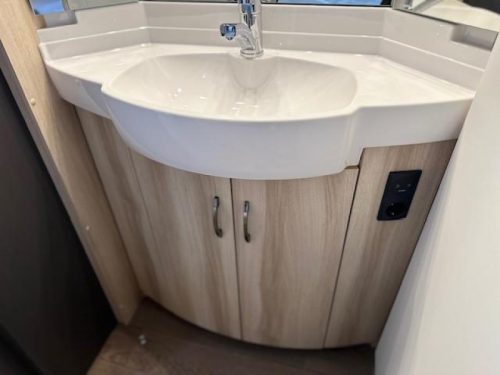 Hobby De Luxe 460 UFE Foto: 10