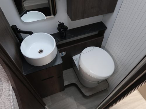Benimar Cocoon 463 VORTEIL 11.680, AUTOMAAT Foto: 14