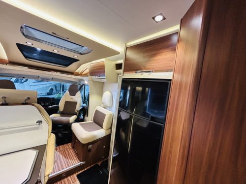 Adria CORAL S 690SC Supreme Luftfederung, Queensbett, 5 Sitzpl&auml;tze mit Sicherheitsgurt, Alde Heizung Foto: 19