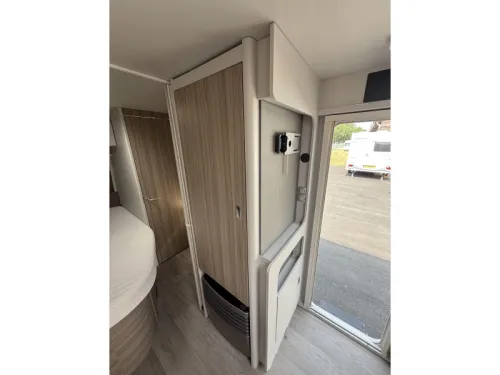 B&uuml;rstner Averso 490 TS FRANZ&Ouml;SISCHES BETT RUNDSITZGRUPPE MARKISE Foto: 6