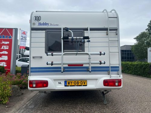 Hobby De Luxe 400 SF | Awning | Bike rack | Mover Semi Automatic | Fixed bed | Dinette (Train seat) | Tempo 100 | Shock absorbers photo: 5