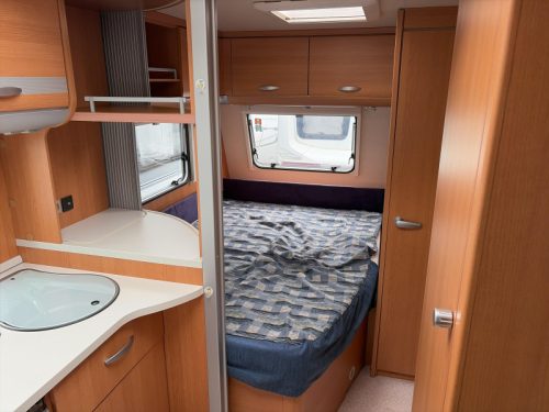 Knaus Sport Premium Line 450 FU Markise/Fahrradtr&auml;ger Foto: 2