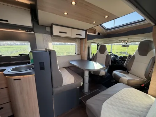 Knaus L!ve Wave Platinum 700 MEG Lithium, 2x Air Conditioning photo: 6