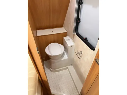 Kip Isa White 41 TDB FRANZ&Ouml;SISCHES BETT VORZELT RANGIERHILFE Foto: 9