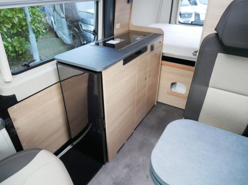 RoadCar (P&ouml;ssl Group) R540, Compact 5.40 Meter Van conversion photo: 12