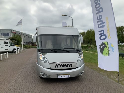 Hymer B 504 SL A-class, Equipped with 1 pers. bed at the rear and a pop-up bed at the front, Engine air conditioning, Alko chassis etc, Year of manufacture 2009 Motorhome centre on the road photo: 4
