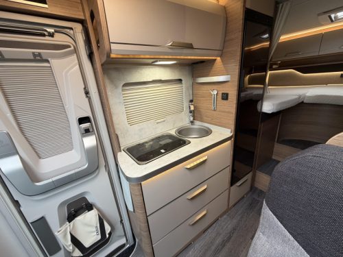 Knaus Vansation 640 MEG corner bed TVT 177hp towbar C23  photo: 10