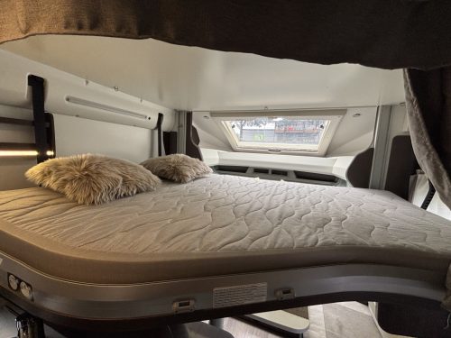 Benimar Tessoro T 496 AUTOMATIC QUEEN BED+LIFT BED ROOF AIRCO photo: 3