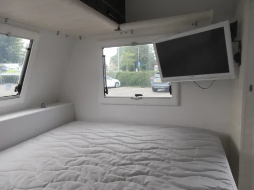 Caravelair Artica 496 MOVER AIRCO AWNING photo: 10