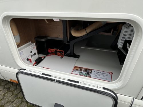 Carthago C-Tourer I 144 LE 160HP-LIGHTWEIGHT+LITHIUM  photo: 21