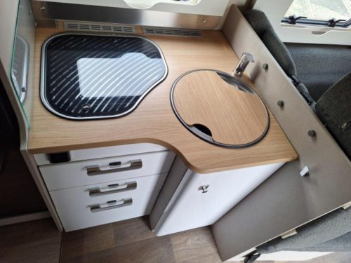 Hymer Tramp S 585 DROP-DOWN BED + SINGLE BEDS photo: 12