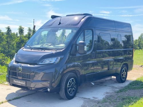 P&ouml;ssl Roadcamp R 540 8-Speed Automatic/Bearlock/NAVI/Towbar/Elec/gas heater photo: 2
