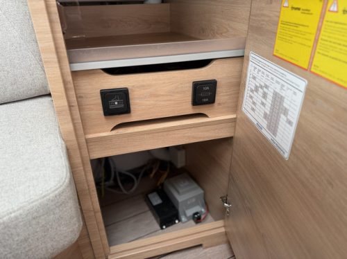 Knaus SUDWIND 460 EU Black Selection Campovolo Grey E-Power / 50% deals photo: 16