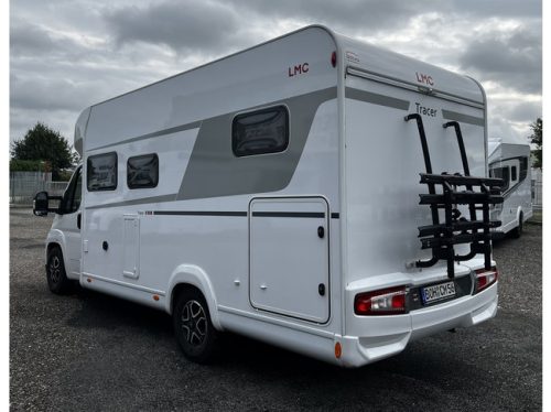 LMC Tracer A 690 Teilintegriert Automatik | Tempomat | Markise | R&uuml;ckfahrkamera | Dusche | Toilette | 4 Schlafpl&auml;tze | Foto: 2
