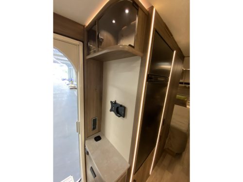 Kabe Royal 540 GLE B2 photo: 9