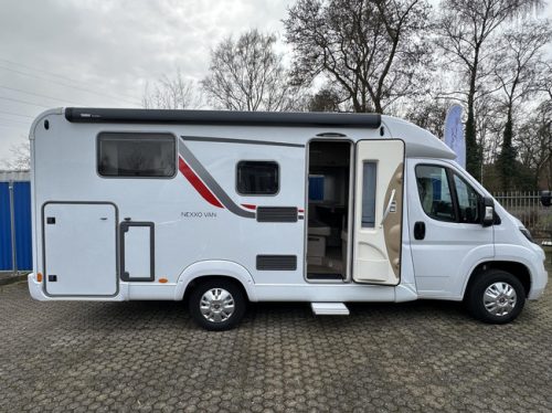 B&uuml;rstner Nexxo Van T 620 G SINGLE BEDS + COMPACT photo: 6