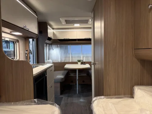 Tabbert Cazadora 460 E single beds photo: 17