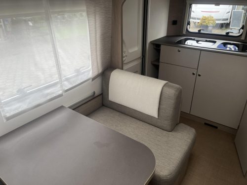 B&uuml;rstner Premio Life 480 TS - Mover - Cassette Awning  photo: 16