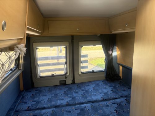 P&ouml;ssl 2Win Fixed bed 2.8 Turbo/128hp/AIRCO photo: 18