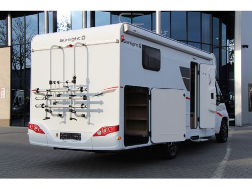 Sunlight T67 Single beds + Pop-top roof  photo: 9