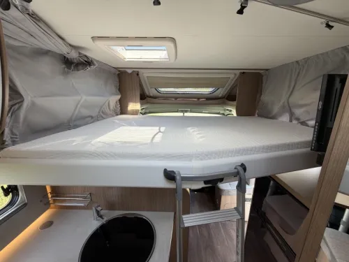Carado Clever Edition 338 T Lithium, 180HP Heossafe photo: 18