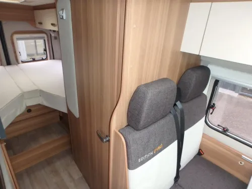 Weinsberg CaraBus 630 ME Edition Fire  foto: 18