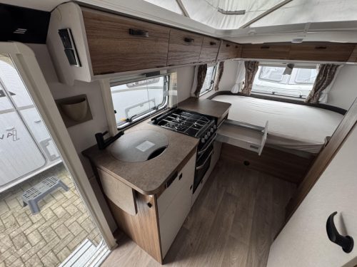 Eriba Touring 630 offer photo: 12