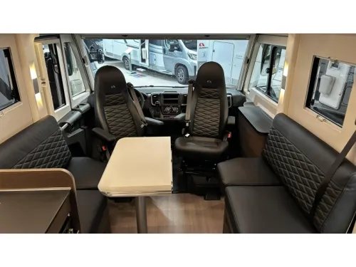 Adria Sonic Supreme 700 DL Foto: 11