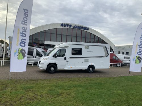 Weinsberg Cara Loft 650 ME, 2.3 MultiJ. 120 Semi-integrated, Swivel seats, French bed, Year of manufacture 2021 Motorhome Centrum On the Road at the Noorderringweg 4 in Marum. photo: 23