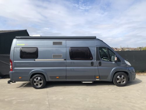 Hymer Yellowstone 649 SINGLE BEDS photo: 3