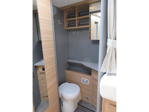 Dethleffs Just 90 T 7052 EB AUTOMAAT AIRCO LUIFEL  foto: 15