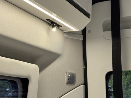 Adria Twin Supreme 640 SGX 140 hp AUTOMATIC 9-Speed Euro6 Fiat Ducato 8 Maxi **Single beds height adjustable/4 seats/Roof air conditioning photo: 23