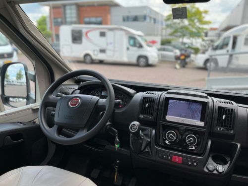 Autocaravana Pilote P 650 GJ, camas individuales bajas foto: 12