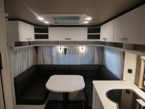 Dethleffs C'Go 475 FR FREE mover and awning photo: 11